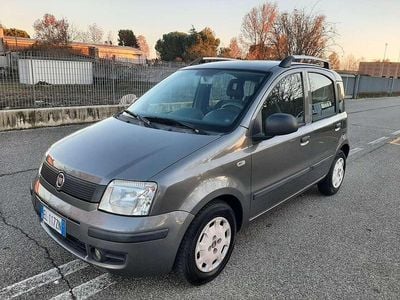 Usata Fiat Panda Dynamic 69 CV (50 kW) 2012 Grigio Utilitaria