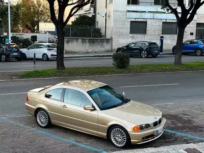 Usata BMW 323 170 CV (125 kW) 1999 Giallo Coupé