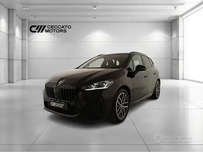 Neu BMW 218 Active Tourer M Sport 150 PS (110 kW) 2026 Schwarz Van / Kleinbus