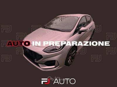 Begagnad Ford Fiesta ST-Line 125 HK (91 kW) 2023 Silver Halvkombi