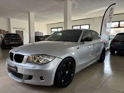Usata BMW 130 M Sport 265 CV (194 kW) 2007 Grigio Utilitaria