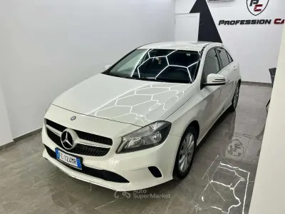 Begagnad Mercedes A250 AMG 111 HK (81 kW) 2016 Vit Sedan