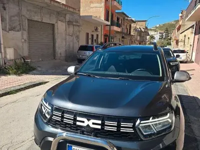 Usata Dacia Duster 116 CV (85 kW) 2023 Grigio SUV