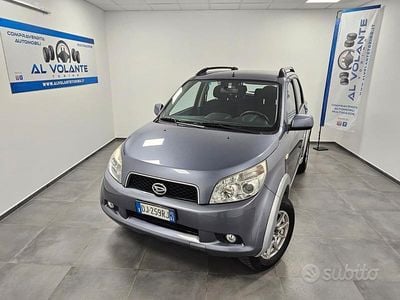 Usata Daihatsu Terios 105 CV (77 kW) 2007 Grigio SUV