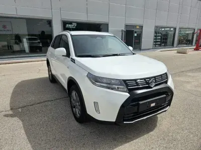 Nuova Suzuki Vitara 129 CV (94 kW) 2026 Bianco SUV