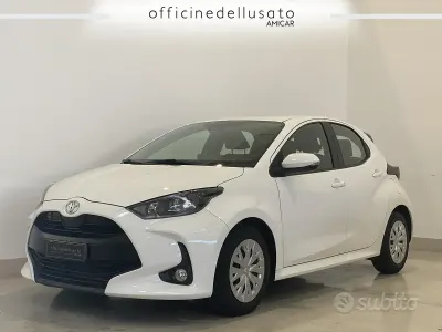 Usata Toyota Yaris Active 72 CV (52 kW) 2023 Utilitaria