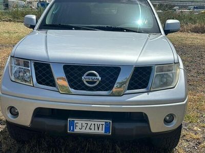 Usata Nissan Navara 170 CV (125 kW) 2008 Grigio Pick-up