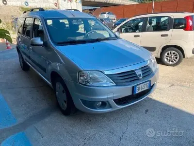 Usata Dacia Logan MCV Ambiance 87 CV (63 kW) 2010 Grigio Station wagon