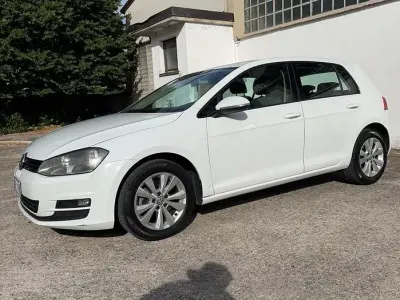 Usata VW Golf VII Highline 105 CV (77 kW) 2013 Bianco Berlina