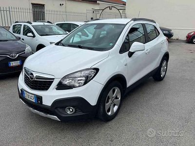 Usata Opel Mokka Cosmo 115 CV (84 kW) 2015 Bianco SUV