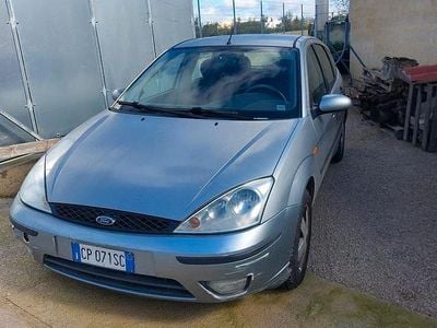 Usata Ford Focus Zetec 100 CV (73 kW) 2004 Berlina