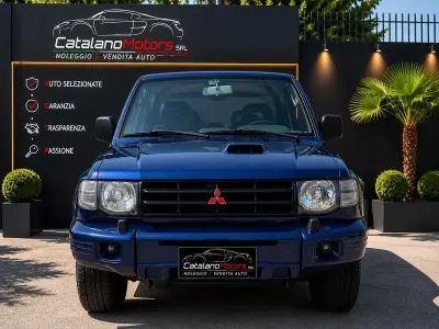 Usata Mitsubishi Pajero Top 125 CV (91 kW) 2000 Blu SUV