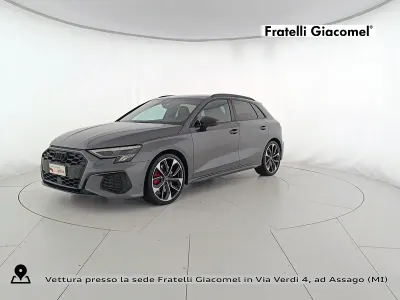 Usata Audi S3 Design 310 CV (228 kW) 2022 Grigio daytona perlato Berlina