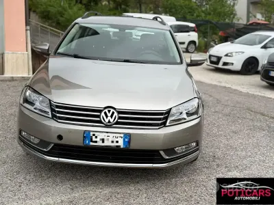 Usata VW Passat Highline 105 CV (77 kW) 2014 Giallo Station wagon