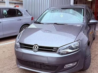 Usata VW Polo 75 CV (55 kW) 2014 Grigio Berlina