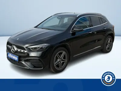 Usata Mercedes GLA180 Advanced Plus 116 CV (85 kW) 2024 Blu metallizzato SUV