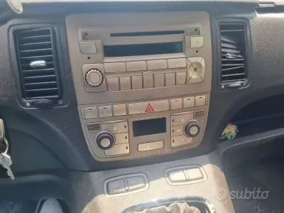 Usata Lancia Musa 90 CV (66 kW) 2008 Bianco Monovolume