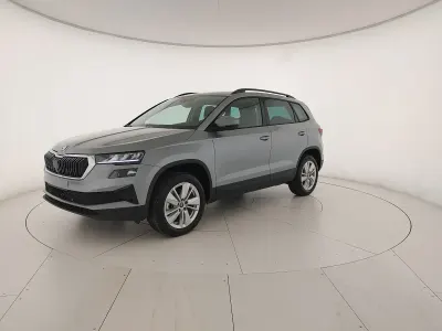 Nuova Skoda Karoq Executive 150 CV (110 kW) 2026 Smokey diamondargento metallizzato SUV