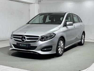 Begagnad Mercedes B200 Executive 136 HK (100 kW) 2018 Silver Minibuss