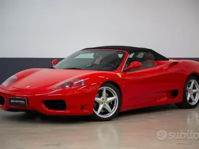 Usata Ferrari 360 400 CV (294 kW) 2002 Rosso Cabrio