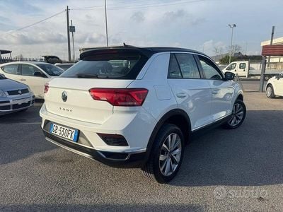 Usata VW T-Roc 115 CV (84 kW) 2020 Bianco SUV