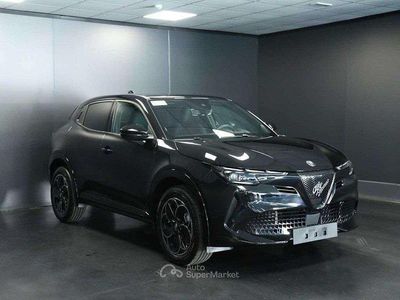 Nuova Alfa Romeo Junior 136 CV (100 kW) 2025 Nero SUV