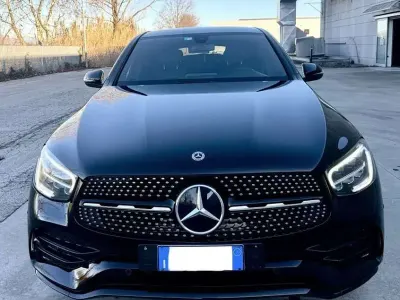 Usata Mercedes GLC200 Premium Plus 163 CV (119 kW) 2020 Nero SUV