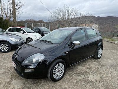 Usata Fiat Punto Lounge 75 CV (55 kW) 2015 Nero Utilitaria