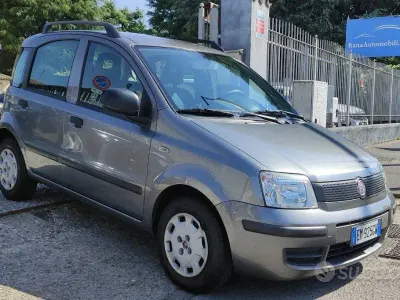 Usata Fiat Panda Active 69 CV (50 kW) 2012 Grigio Utilitaria