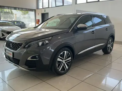 Usata Peugeot 5008 GT 180 CV (132 kW) 2019 Grigio SUV