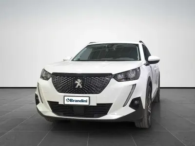 Usata Peugeot 2008 Allure 131 CV (96 kW) 2021 Bianco madreperla SUV