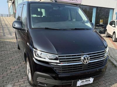 Usata VW Caravelle 150 CV (110 kW) 2020 Nero Furgone