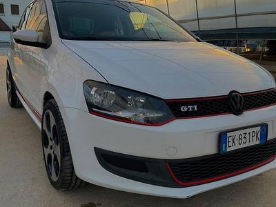 Usata VW Polo 90 CV (66 kW) 2011 Bianco Utilitaria