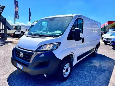 Usata Fiat Ducato Easy 140 CV (102 kW) 2023 Bianco Furgone