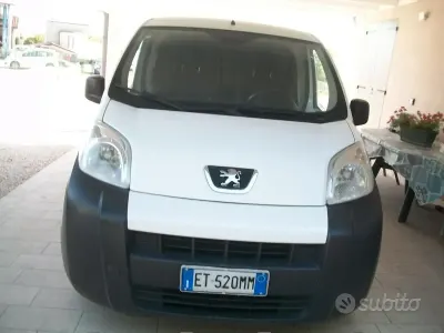 Usata Peugeot Bipper 75 CV (55 kW) 2013 Bianco Monovolume