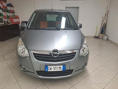 Usata Opel Agila Enjoy 65 CV (47 kW) 2009 Grigio Utilitaria