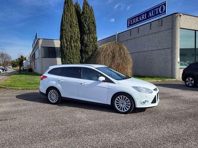 Usata Ford Focus Titanium 116 CV (85 kW) 2012 Bianco Station wagon