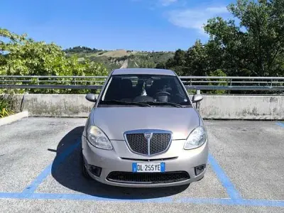 Usata Lancia Ypsilon 60 CV (44 kW) 2008 Utilitaria
