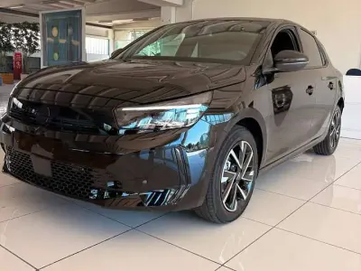 Usata Opel Corsa 101 CV (74 kW) 2025 Nero Utilitaria