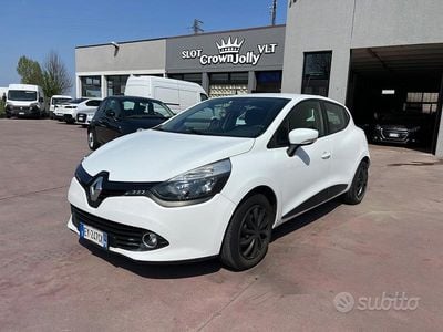 Second-hand Renault Clio IV 75 CP (55 kW) 2015 Alb Berlinǎ