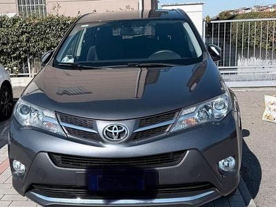 Usata Toyota RAV4 143 CV (105 kW) 2015 SUV