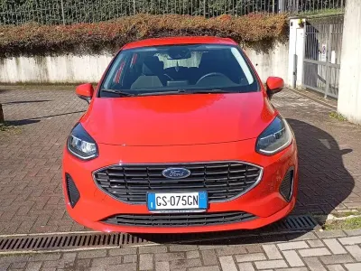 Usata Ford Fiesta Titanium 75 CV (55 kW) 2023 Rosso Utilitaria