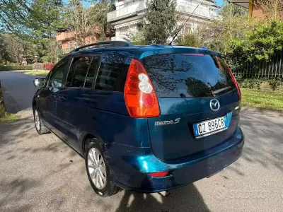 Begagnad Mazda 5 116 HK (85 kW) 2005 Blå Minibuss