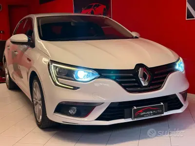 Usata Renault Mégane 131 CV (96 kW) 2019 Bianco Berlina