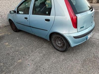 Usata Fiat Punto 60 CV (44 kW) 2003 Blu Utilitaria
