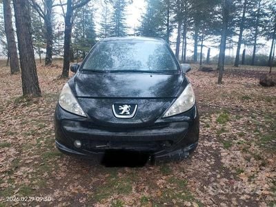 Begagnad Peugeot 207 90 HK (66 kW) 2007 Svart Sedan
