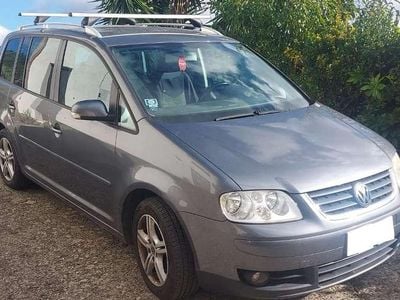 Usata VW Touran 140 CV (102 kW) 2005 Grigio Monovolume