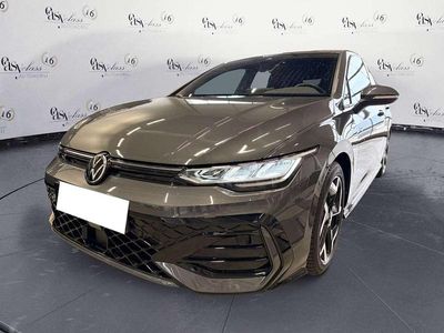 Usata VW Golf VIII R-line 150 CV (110 kW) 2025 Grigio Utilitaria