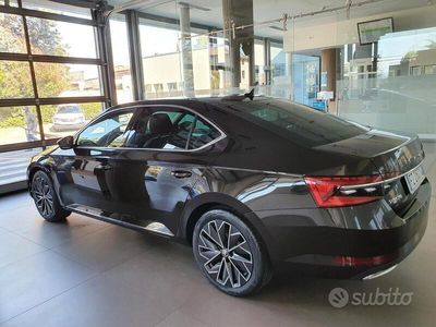 usata Skoda Superb 3ª serie - 2020