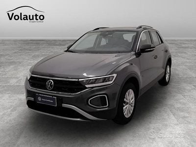 Grigio Usata 2024 VW T-Roc Life SUV | 25.500 € (Buon prezzo)